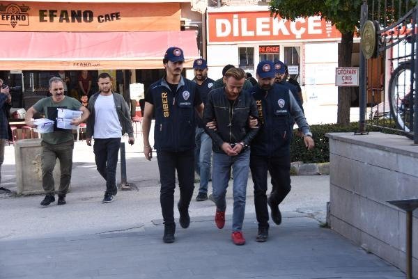 Eskişehir'de ATM’lerde ‘papağan’ dolandırıcılığı