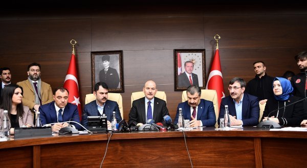 Bakanlar depremle ilgili son bilgileri paylaştı