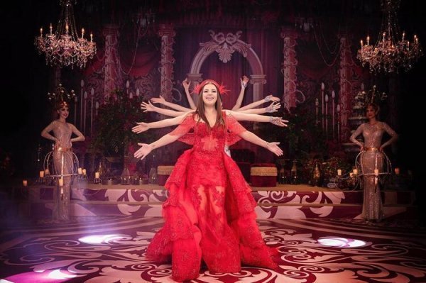 Merve Özbey'in kına gecesi
